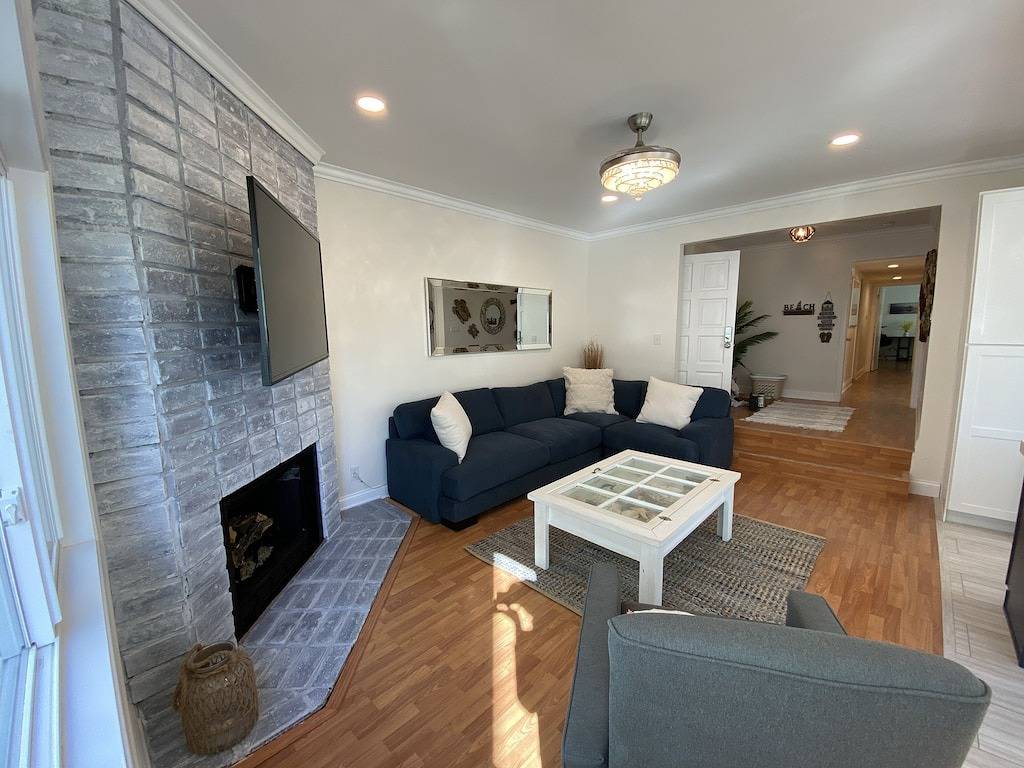 Hermosa Coastal Home in Hermosa Beach, Los Angeles County