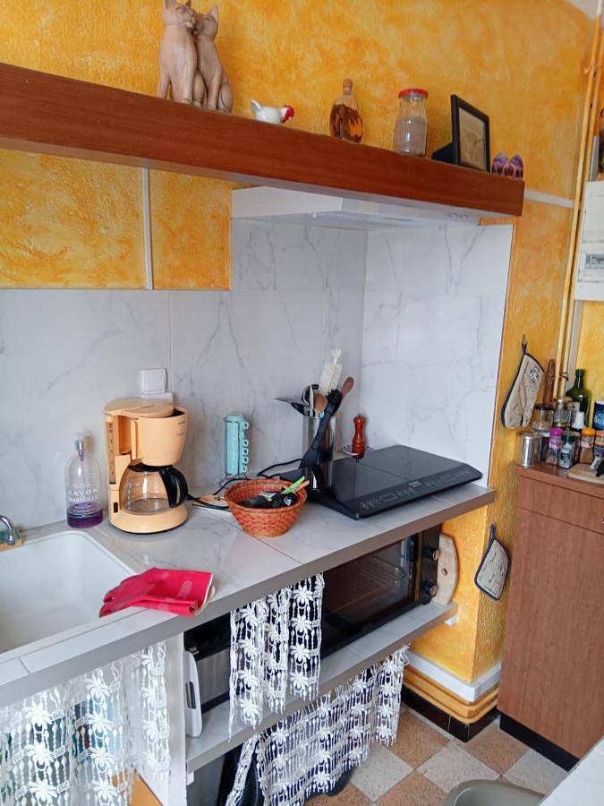 Gîte pour 8 personnes, avec vue et balcon à Meyrargues - 4