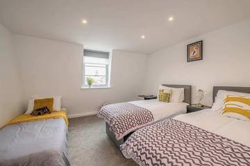 Holiday Rental for 8 People in Southsea, Portsmouth, Photo 2
