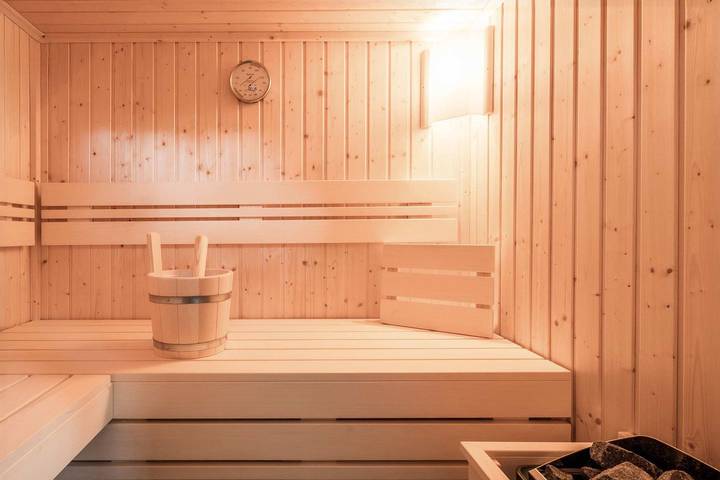 Modernes Ferienhaus im Fischerdorf mit Sauna & Garten – ländlich und ruhig auf Usedom in Zirchow, Usedom