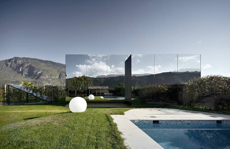 Ferienhaus für 4 Personen, mit Terrasse und Garten sowie Pool und Ausblick in Bozen