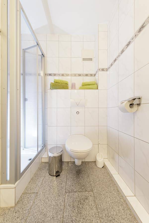 Ferienwohnung für 2 Personen, mit Balkon und Sauna, kinderfreundlich in Sahlenburg - 3