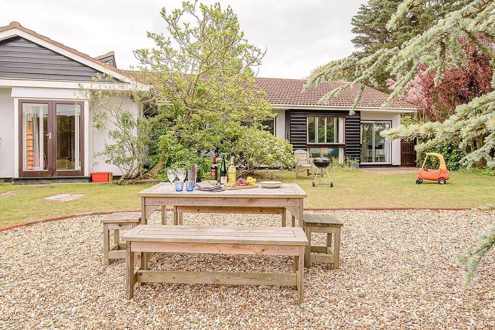 Cottage for 8 People in Thorpeness, Suffolk