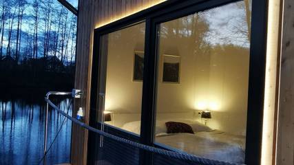 Boot für 6 Personen, mit Terrasse, mit Haustier in Niedersachsen