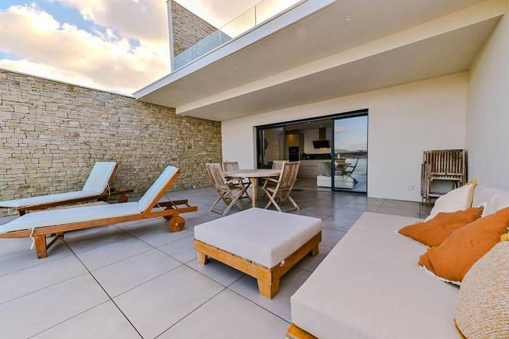 Gîte pour 4 personnes, avec vue et terrasse dans Plage De La Viva Porticcio - 3