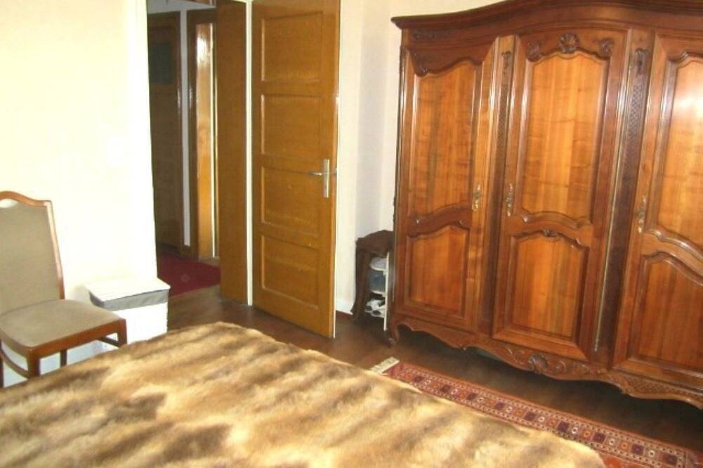Appartement entier, Gite Chez Xavier     2 Pieces Terrasse   Premier Etage Haguenau in Haguenau, Nord de l'Alsace