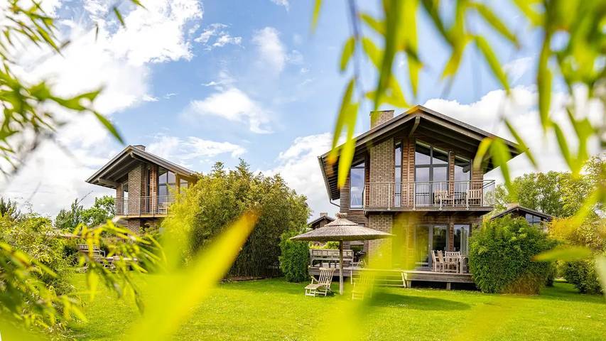 Ferienhaus mit Meerblick für 6 Personen, mit Sauna und Terrasse sowie Garten, mit Haustier