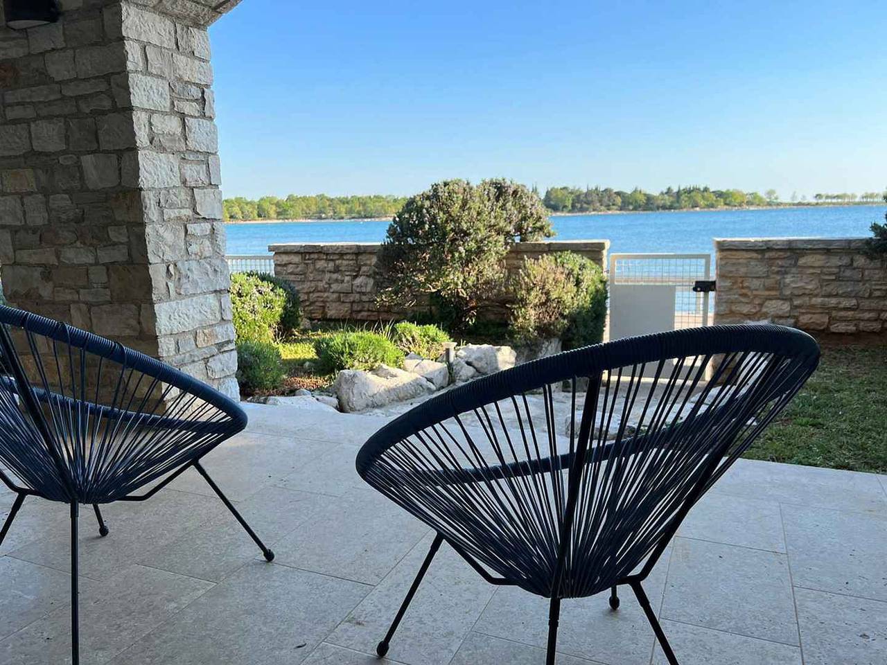 Villa mit Klimaanlage und Blick auf das Meer  in Lovrecica, Umag und Umgebung