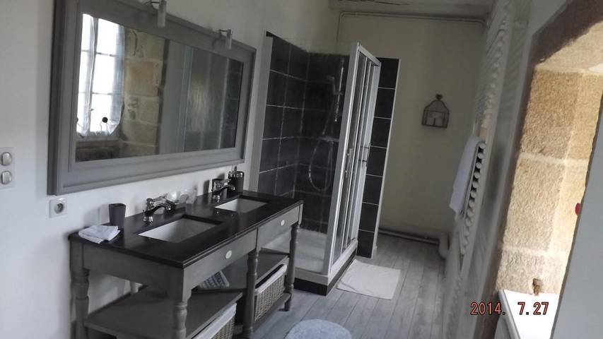 Chambre d’hôte pour 2 personnes, avec jardin et piscine ainsi que terrasse et vue en Corrèze - 3