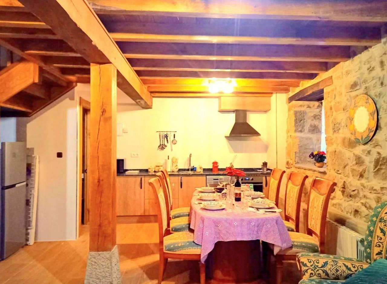 Cabañas Lo Teresa in San Roque de Riomiera, Chaîne Cantabrique