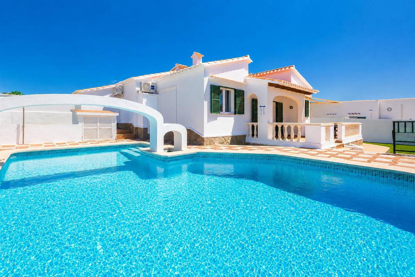 Villa pour 6 personnes avec terrasse in Cala en Porter, Municipalité de Alaior