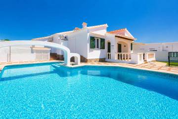 Villa in Alaior Municipality, Coast of Menorca für 6 