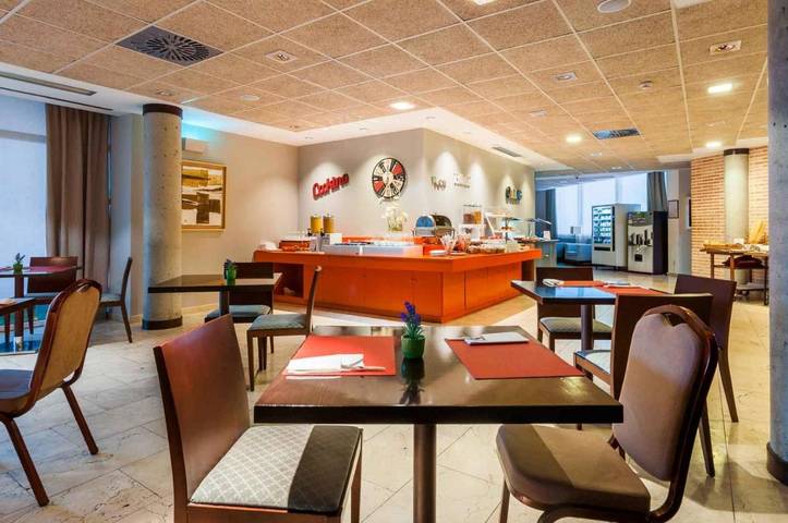 Hôtel pour 10 personnes, avec Terrasse et Sauna à Alcalá de Henares - 4