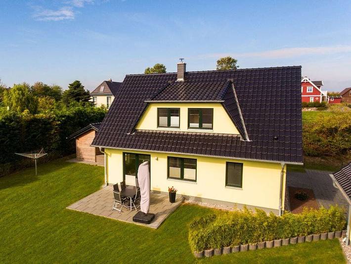 Ferienhaus für 6 Personen, mit Garten und Sauna in Middelhagen - 2