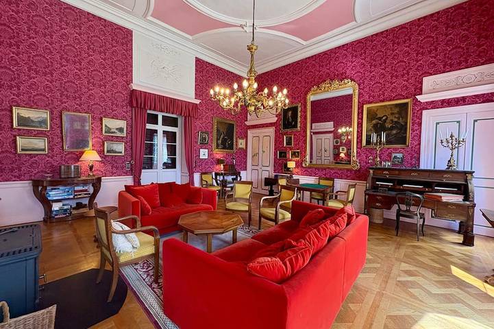 Château pour 15 personnes, avec jardin en Savoie