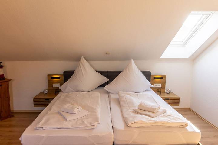 Ferienhaus für 4 Personen, mit Terrasse in Rysum - 3