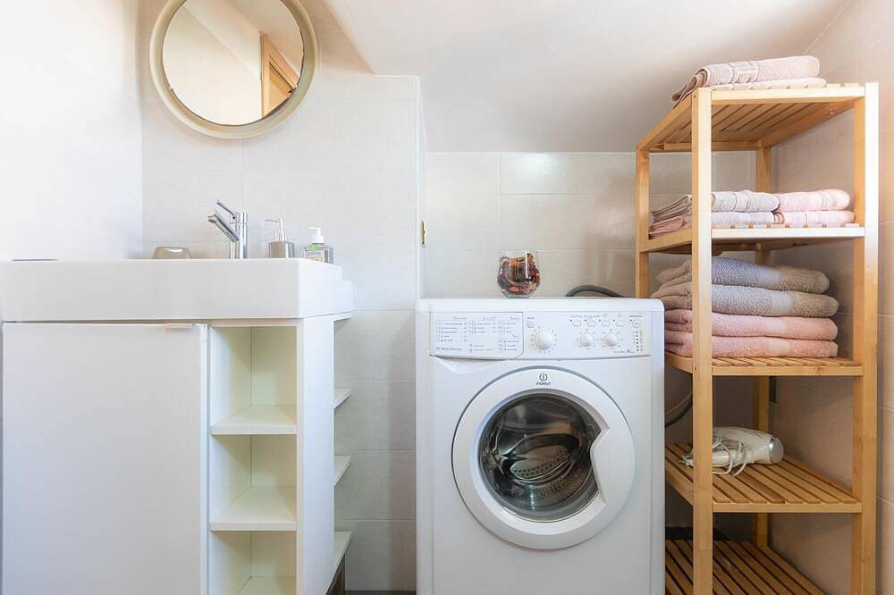Apartamento entero, Schöne gemütliche Ferienwohnung am Meer in der Nähe von Rom! in Ladispoli, Provincia de Roma