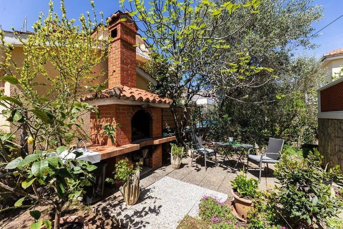 Ganze Ferienwohnung, Gržetić Anica in Silo (Krk), Krk
