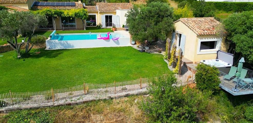 Location de vacances pour 2 personnes, avec piscine ainsi que jardin et vue à Cazouls-lès-Béziers - 4