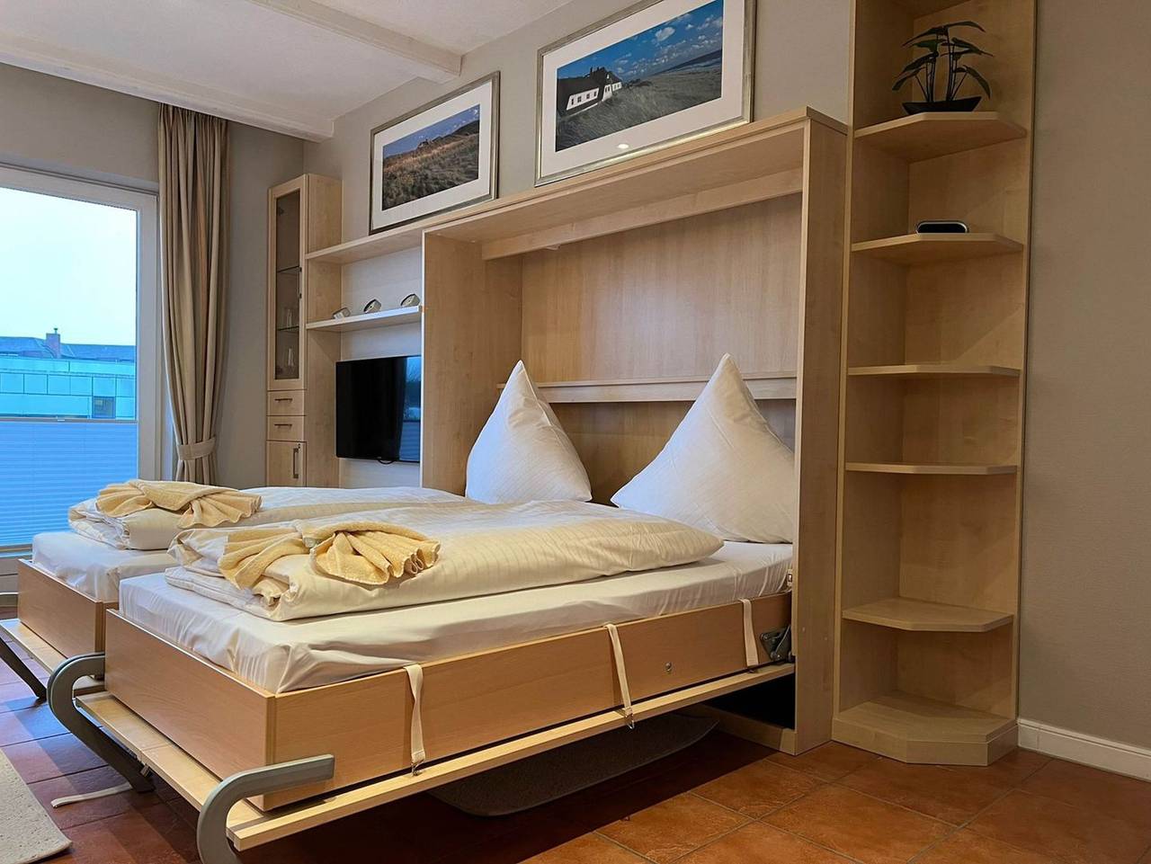Ganze Ferienwohnung, Robbe mit Schwimmbad und Sauna - Rund 37 Quadratmeter groß und auch noch Rollator freundlich. in Westerland, Sylt (Gemeinde)