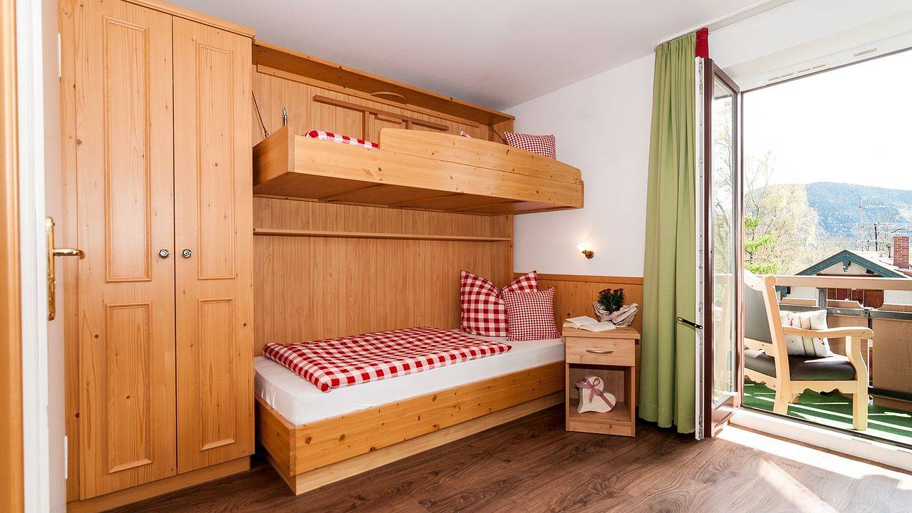 Entire holiday apartment, Ferienwohnung für 4 Personen (56 m²) in Bad Wiessee in Bad Wiessee, Alpine Region of Tegernsee and Schliersee