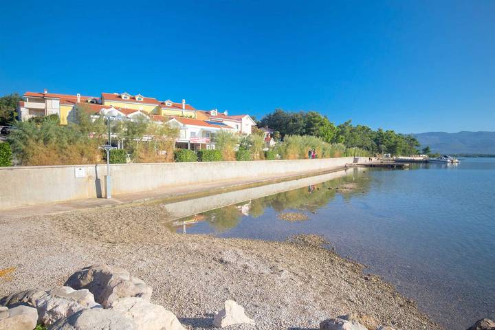 Apartamento entero, Apartment Tamaris B with Seaview in Čižići, Krk (isla)