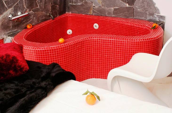 Bed and breakfast for 10 people, with Hot tub in Madrid