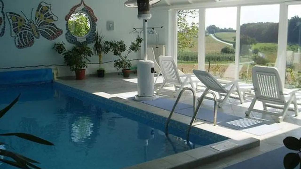 Doppelzimmer für 2 Personen (30 m²) in Sebersdorf in Bad Waltersdorf, Steirerland