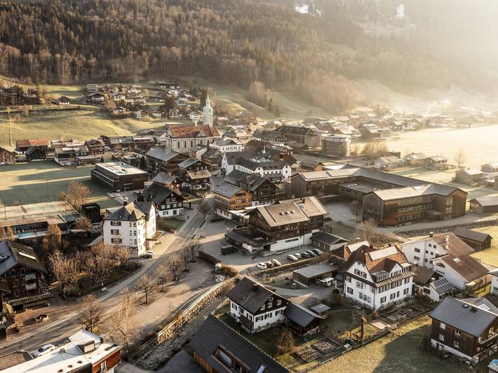 Ferienwohnung für 6 Personen, mit Balkon in Bezau - 2