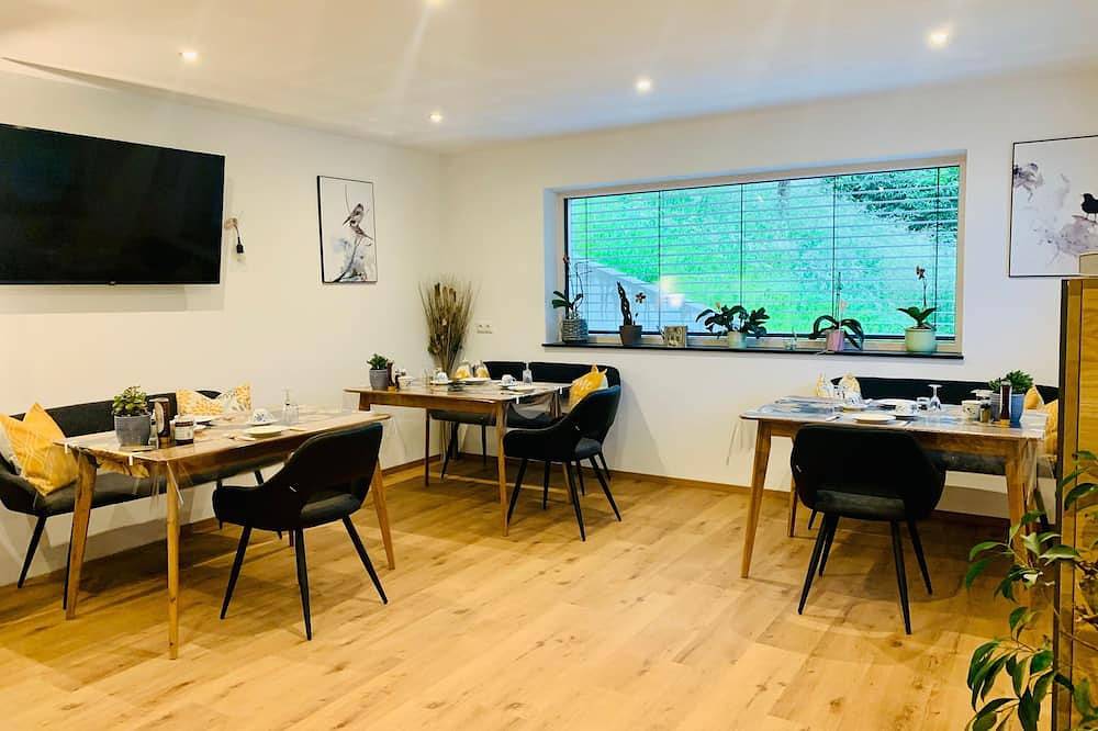 Doppelzimmer 3 - Haus Melanie in Aschau (Sankt Wolfgang), Sankt Wolfgang im Salzkammergut