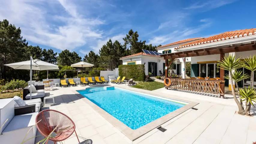 Casa de férias para 11 pessoas, com piscina e jardim em Vale de Telha