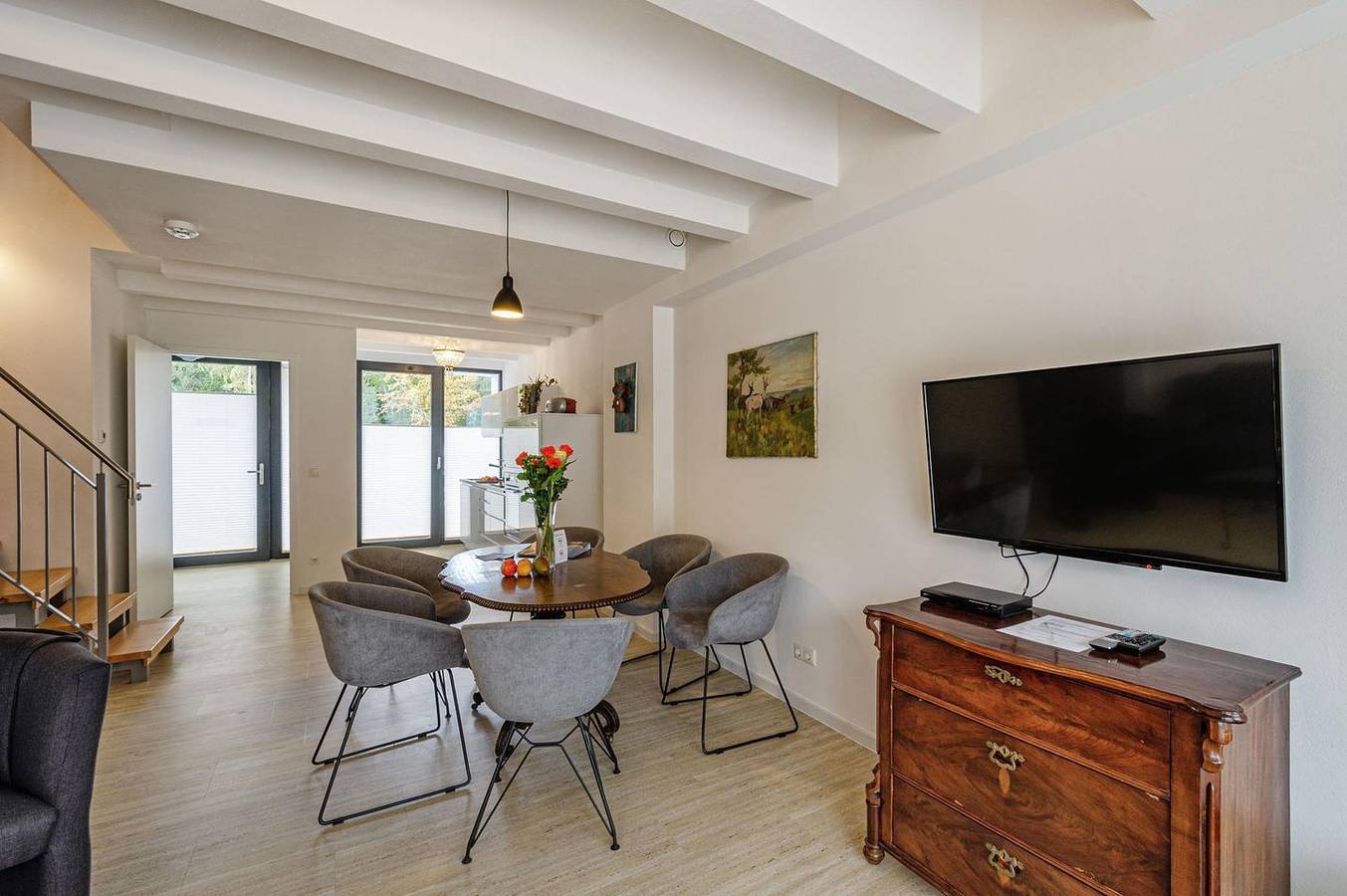 Ganze Wohnung, Fewo Ostsee Bernstein: Große 118 m² Wohnung mit Meerblick, Terrasse & 2 Bädern in Prora, Binz