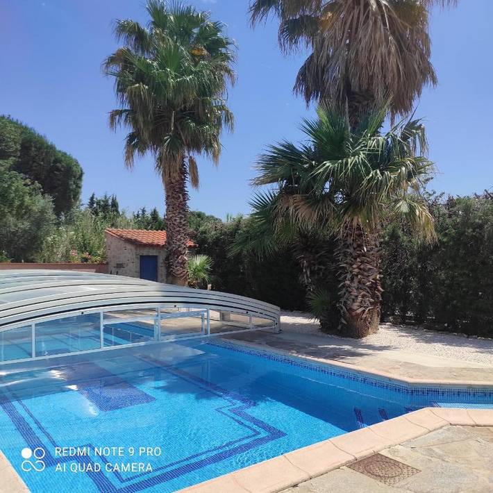 Location de vacances pour 2 personnes, avec jardin ainsi que piscine et vue dans les Pyrénées-Orientales - 2