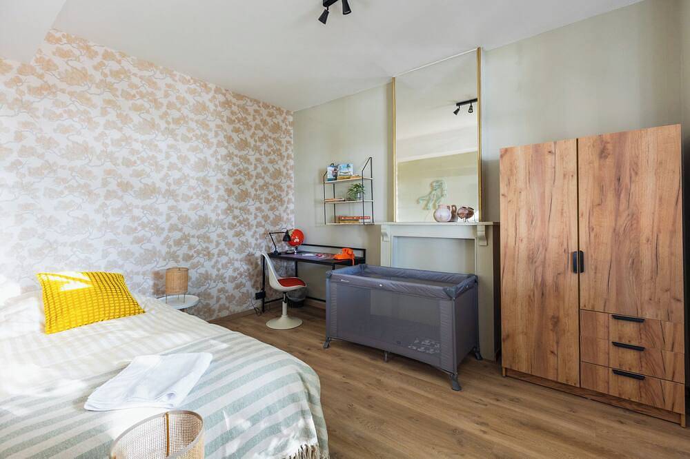Chateau La Fontaine - stylish accomodation - green environment in Mons (Hennegau), Henegouwen