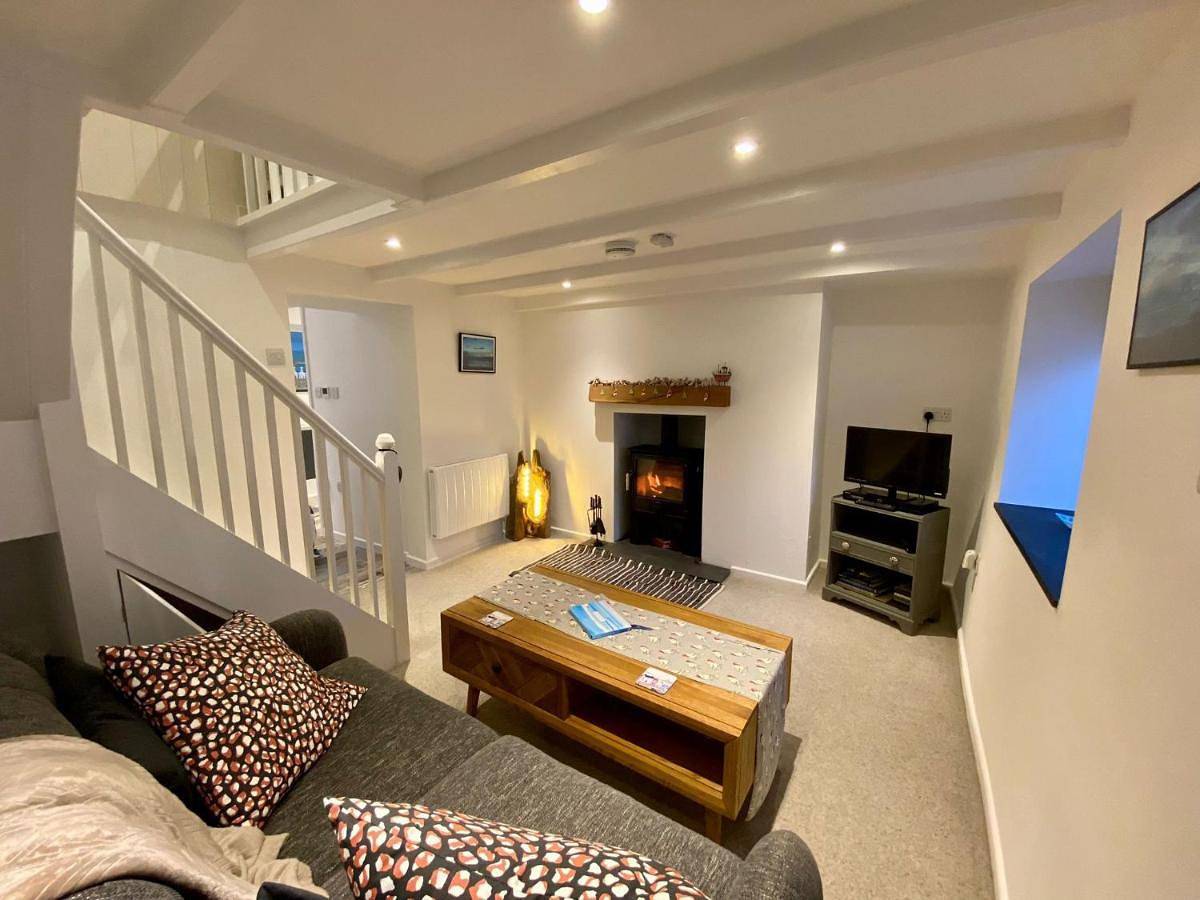 Robin Cottage One Bedroom Cottage near Perranporth beach with Parking & Wifi - Robin Cottage in Perranporth, Cornwall