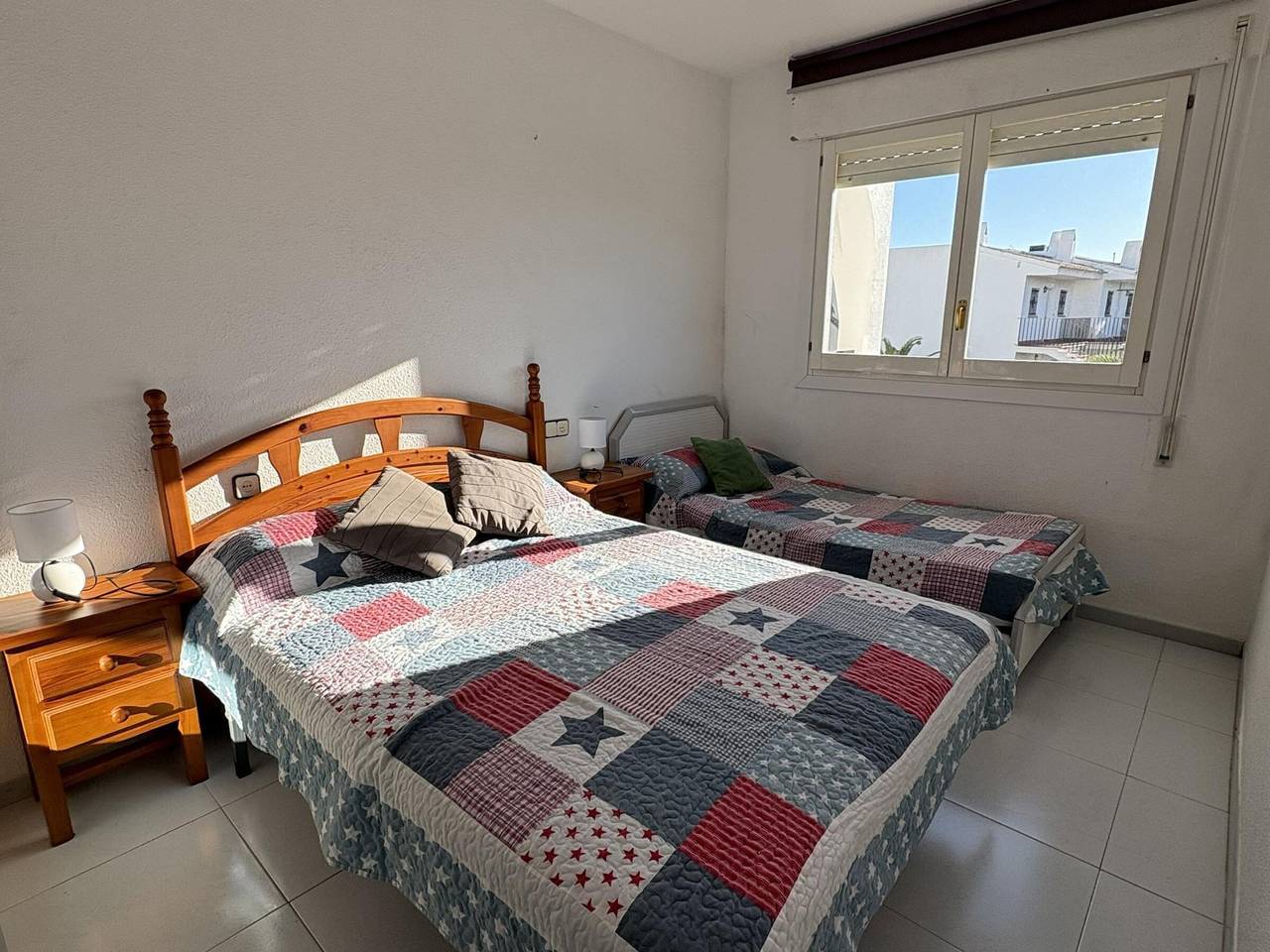 Entire apartment, Charming 2-Bedroom Apartment near Sierra de Irta Park in Peñíscola in Peñiscola, Costa del Azahar