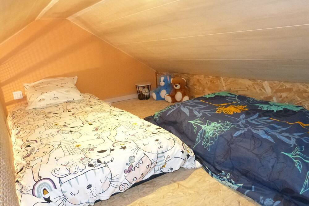 Entire apartment, Gîte \"la P'tite Maison\" 4 Personnes in Lamoura, Parc naturel régional du Haut-Jura