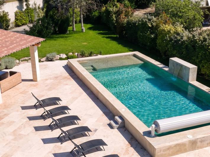 Maison de vacances pour 18 personnes, avec piscine et terrasse à Pernes-les-Fontaines