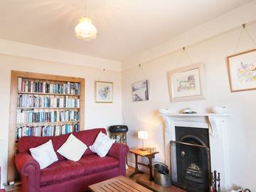 Log Cabin for 2 People in Pennan, Aberdeenshire, Photo 1
