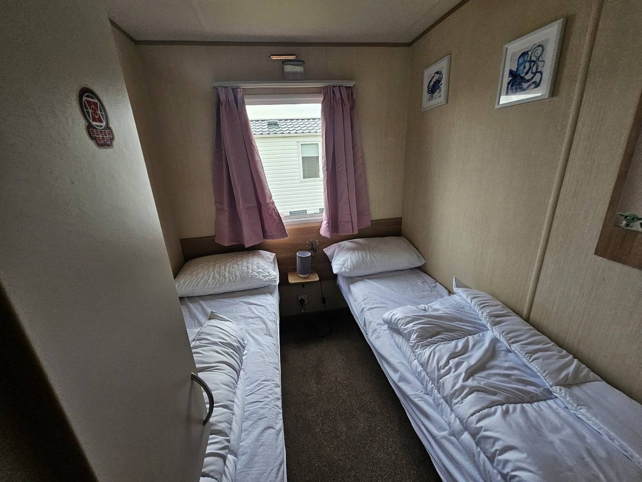3 Bed Caravan Sleeps 6 with Parking in Rhyl, Denbighshire