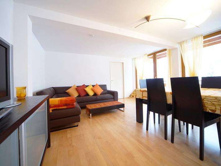 Ganze Ferienwohnung, Luegisland Wohnung Salietti - Appartement/Fewo, Dusche oder Bad, Wc, 8-Bettwohnu in Arosa, Plessur Alpen