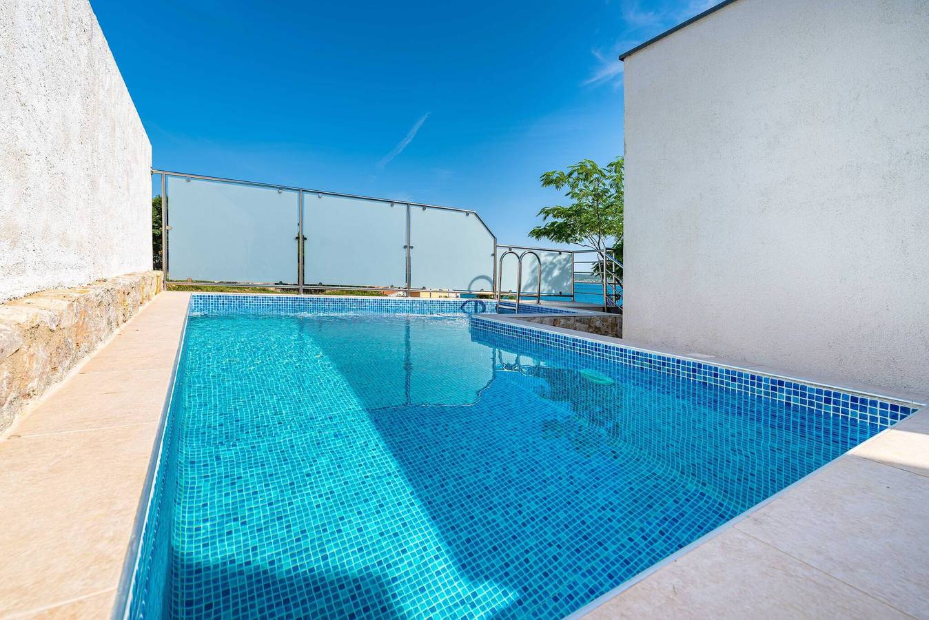 Ganze Wohnung, Sea view apartment Dajana in Maslenica, Zadar