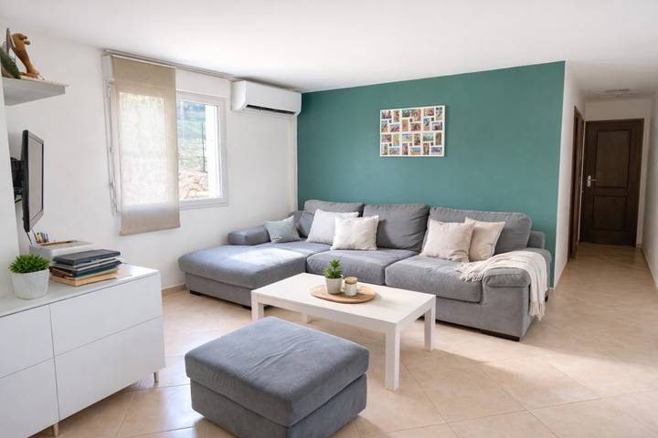 Casa de vacaciones para 8 personas, con terraza además de piscina y jardín, Familias con niños - 1