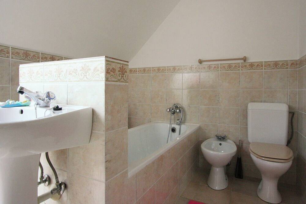 Ferienhaus in Lesterny in der Nähe des Sees in Lesterny, Nassogne