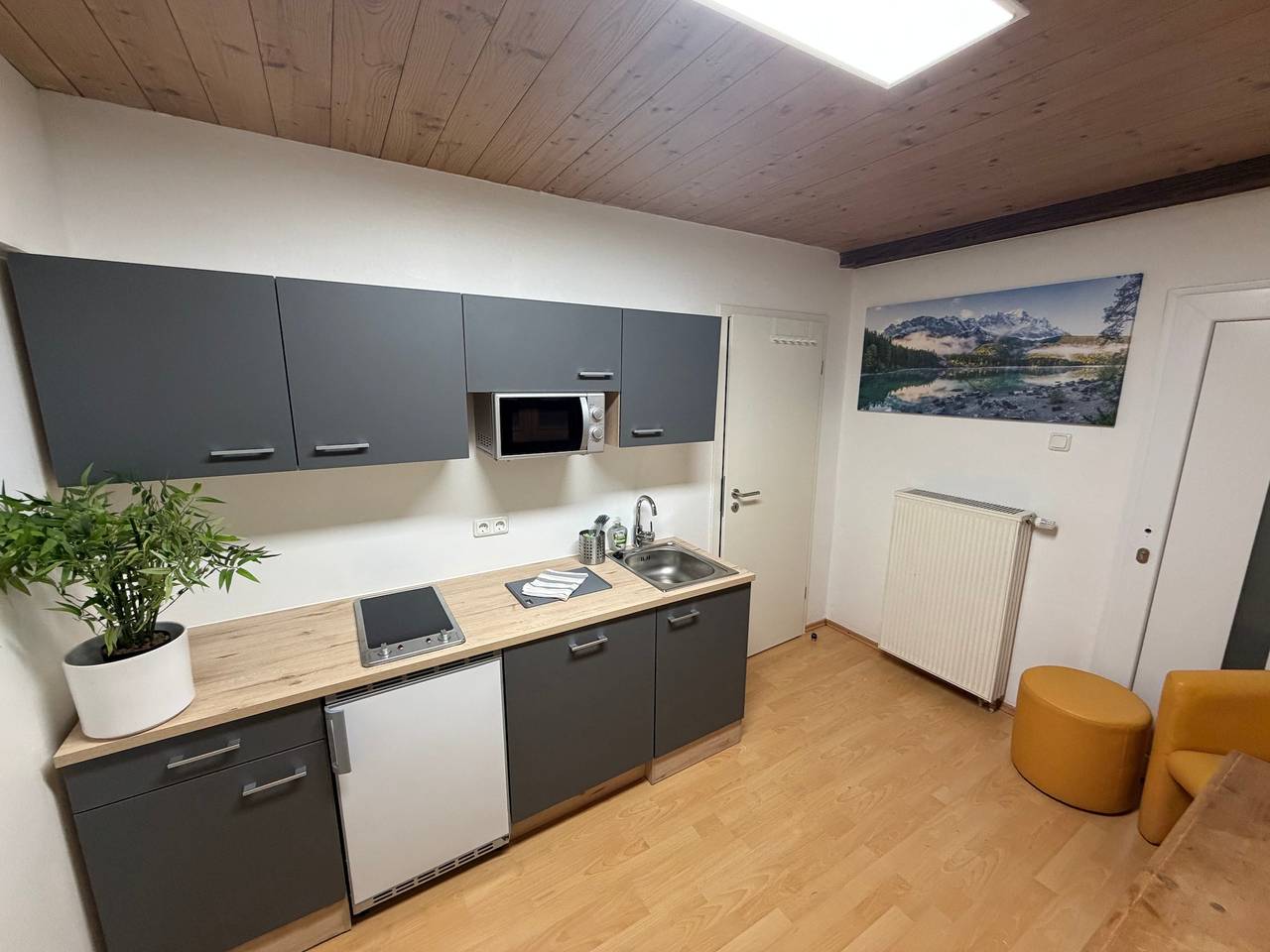 Ganze Ferienwohnung, 3 Zimmer/ Smartes Wohnen zwischen München & Alpen  (Og-L) in Penzberg, Pfaffenwinkel