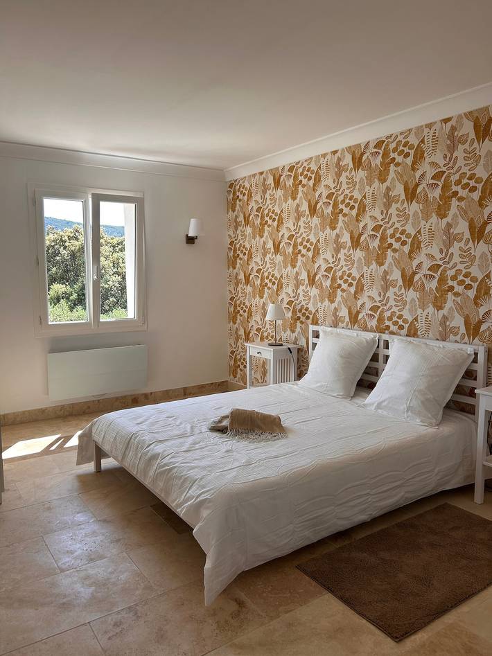 Ferienwohnung für 2 Personen, mit Balkon und Garten