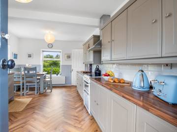 Villa for 6 People in Connemara National Park, Connacht, Photo 2