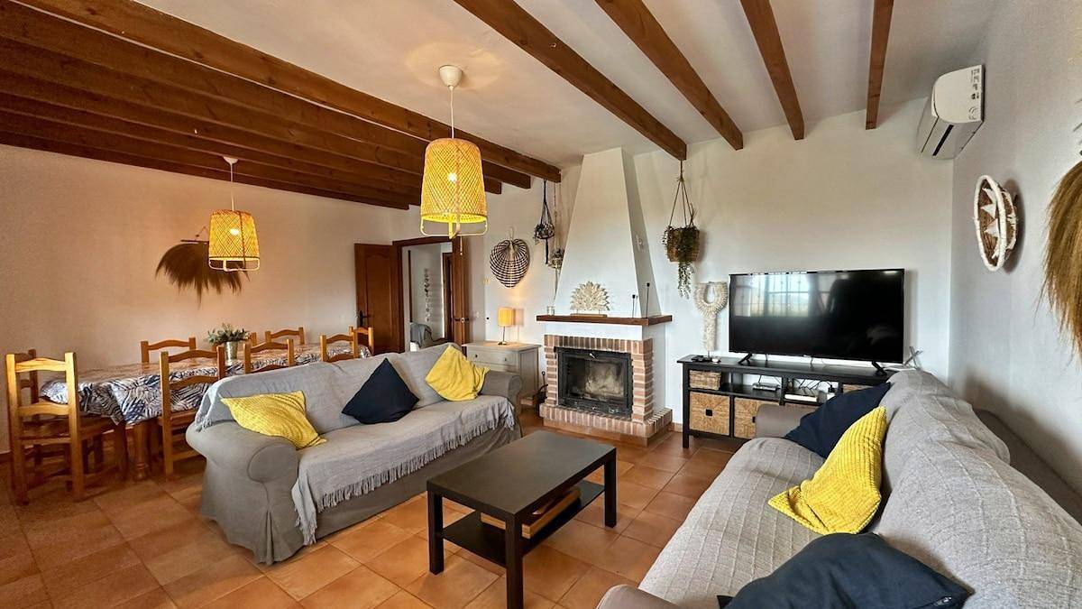 Villa for 22 personer med terrasse in Cómpeta, Cordillera Penibética