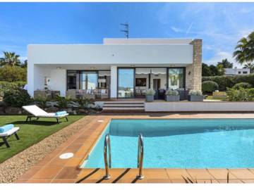 Villa in Ocean Beach Ibiza, Sant Josep de sa Talaia für 8 