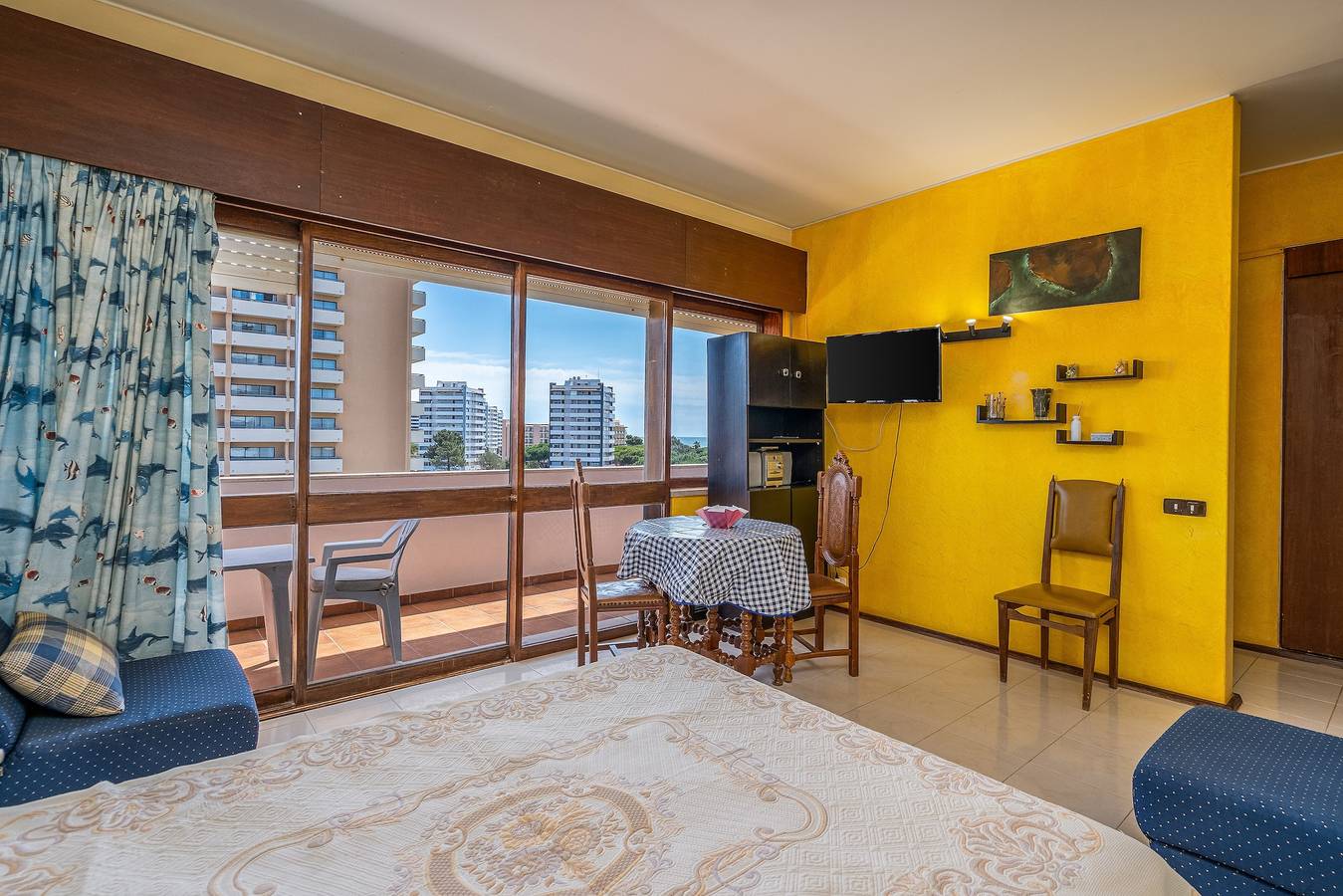 Appartamento intero, Appartamento 'Alvorada Divinal' con Vista Mare, Giardino Privato e Balcone in Alvor, Distretto di Faro